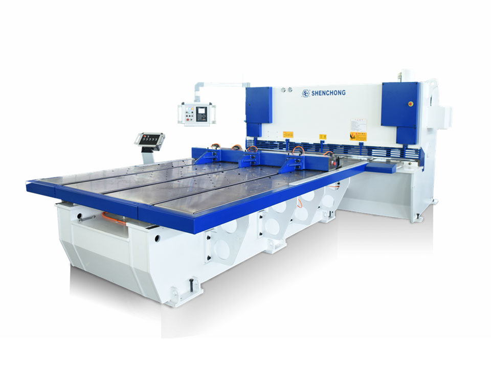 CNC前送料數(shù)控剪板機